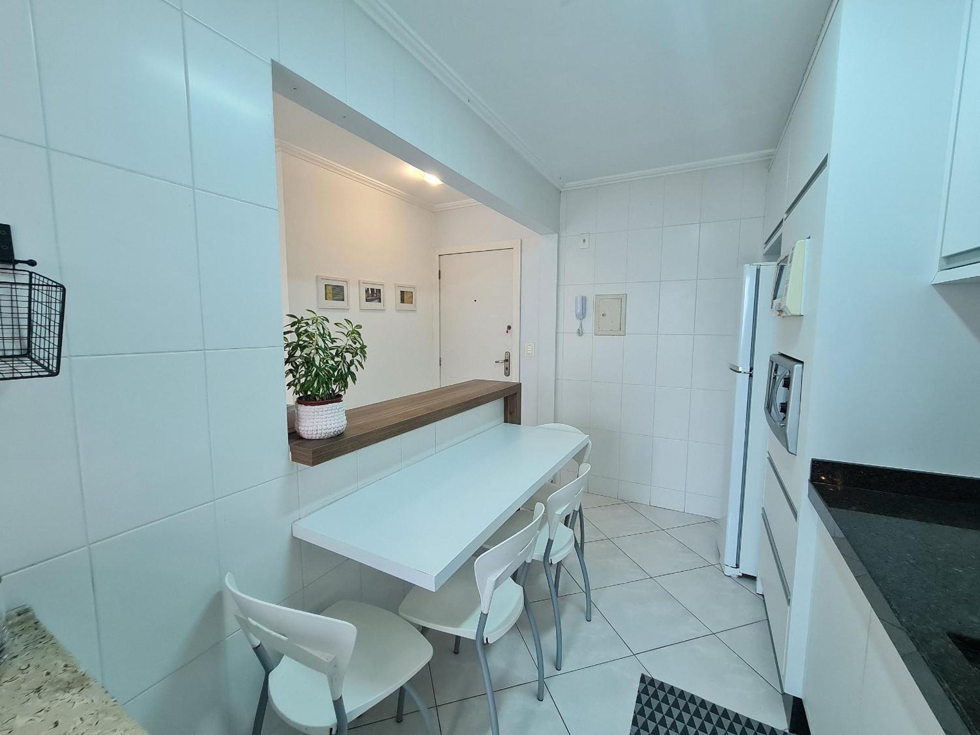 17 - Centro Bc - 2 Quartos C/ Garden E Garagem Apartment *